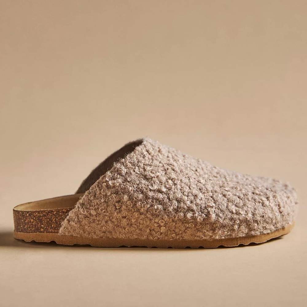 Seychelles wool clogs, never worn